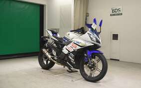 YAMAHA YZF-R15