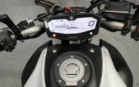 YAMAHA MT-07 2015 RM07J