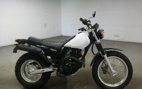 YAMAHA TW225 DG09J