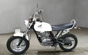 HONDA APE 100 HC07