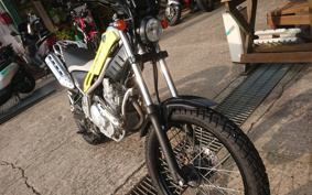 YAMAHA TRICKER DG10J