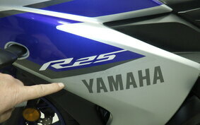 YAMAHA YZF-R25 A RG10J