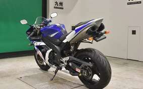 YAMAHA YZF-R1 2004