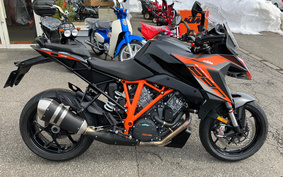 KTM 1290 SUPER DUKE GT 2023 V6940