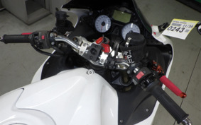 KAWASAKI ZZ1400 NINJA R 2007 ZXT40A