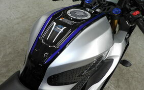 YAMAHA YZF-R15M RG67