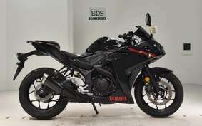 YAMAHA YZF-R25 RG10J