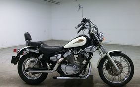 YAMAHA VIRAGO 250 3DM