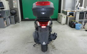 YAMAHA N-MAX SE86J