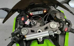 KAWASAKI ZX 10 NINJA R 2013 ZXCK