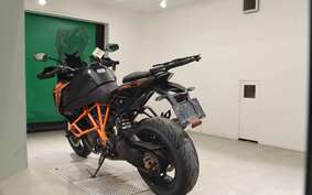 KTM 1290 SUPER DUKE GT 2019