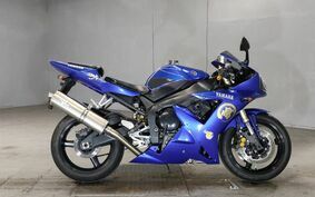 YAMAHA YZF-R1 2002 RN091