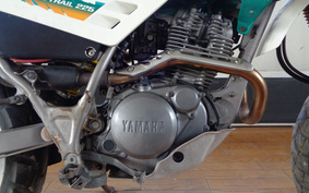 YAMAHA SEROW 225 Cell 1KH