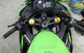 KAWASAKI ZX-25R ZX250E