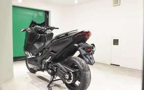 YAMAHA T-MAX 560 T 2020 SJ19J