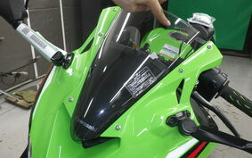 KAWASAKI ZX-25R ZX250E