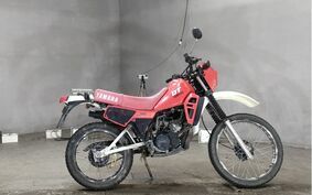 YAMAHA DT125 17F