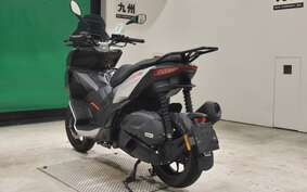 APRILIA SR GT200