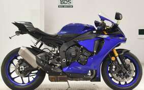 YAMAHA YZF-R1 2018 RN49