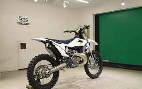 HUSQVARNA TC250