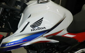 HONDA CBF125R