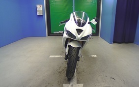 TRIUMPH DAYTONA 675 2010 MD1066