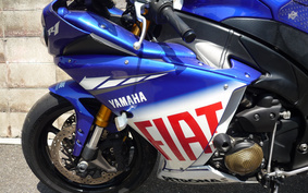 YAMAHA YZF-R1 2010 RN23