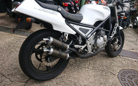 YAMAHA R1-Z 3XC