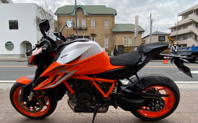 KTM 1290 SUPER DUKE R 2023 V3940