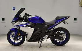 YAMAHA YZF-R25 RG10J