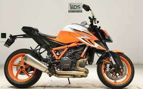 KTM 1290 SUPER DUKE R 2022 V3940