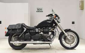 TRIUMPH SPEEDMASTER 2004 J903Y4