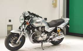 YAMAHA XJR1300 2000 RP03J