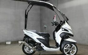 YAMAHA TRICITY 125 SE82J