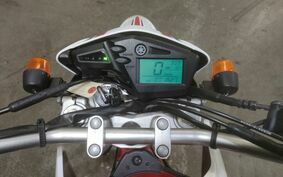 YAMAHA SEROW 250 DG31J