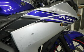 YAMAHA YZF-R25 RG10J