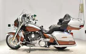 HARLEY FLHXSE 1800CVO 2014 TEN