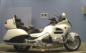 HONDA GL 1800 GOLD WING 2011 SC68