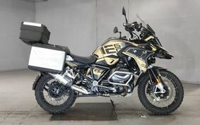 BMW R1250GS 2023 0M01