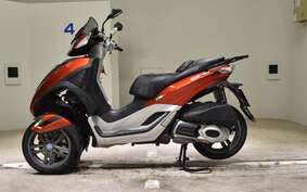 PIAGGIO MP3 300 M712