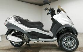 PIAGGIO MP3 250 RL M472