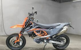 KTM 690 SMC R 2022 LSV40