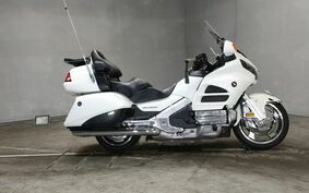 HONDA GL 1800 GOLD WING 2013 SC68