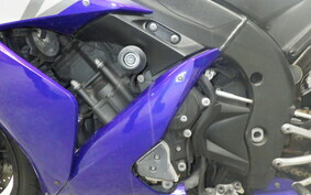 YAMAHA YZF-R1 2004 RN12