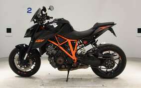 KTM 1290 SUPER DUKE R 2015 V3940