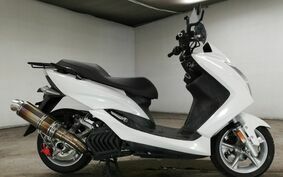 YAMAHA S-MAX SG27