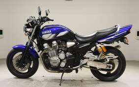 YAMAHA XJR1300 2000 RP03J