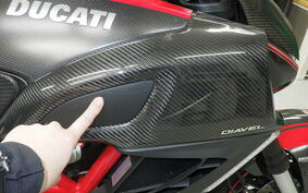 DUCATI DIAVEL Carbon 2012 G100A