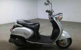 YAMAHA VINO 125 SE24