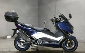 YAMAHA T-MAX 530 DX 2018 SJ15J